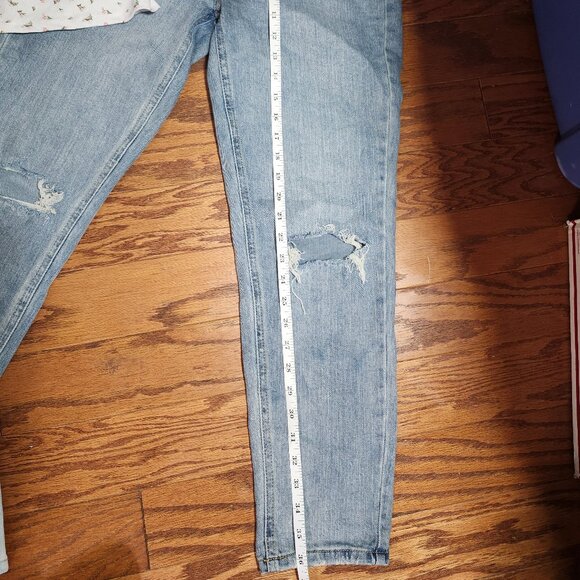 Wild Fable Jeans Womens Sz 2 Blue High Rise Straight Distressed Lot of 2 W Shirt - Picture 9 of 13